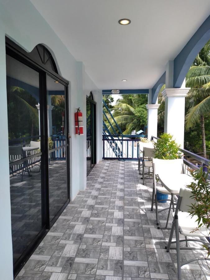 Azulea Lodging House Oslob Bagian luar foto