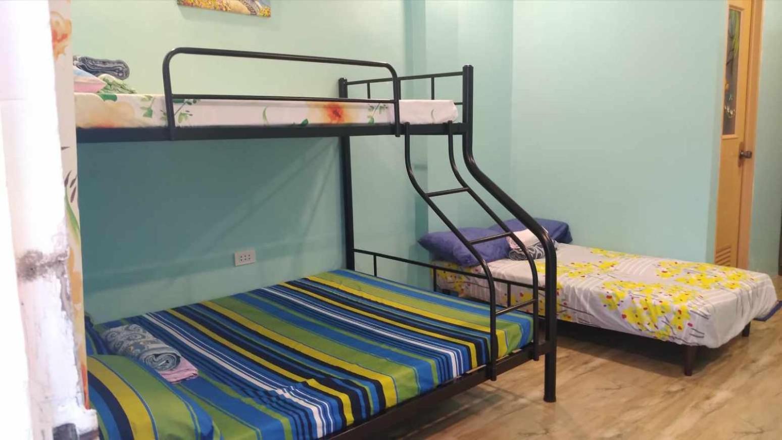 Azulea Lodging House Oslob Bagian luar foto